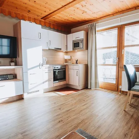 Апартаменты Stern Dagmar Нойштифт-им-Штубайталь