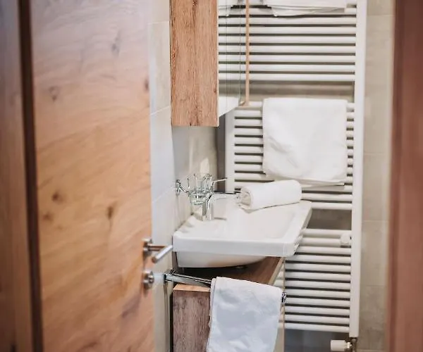 Stern Dagmar Apartment *