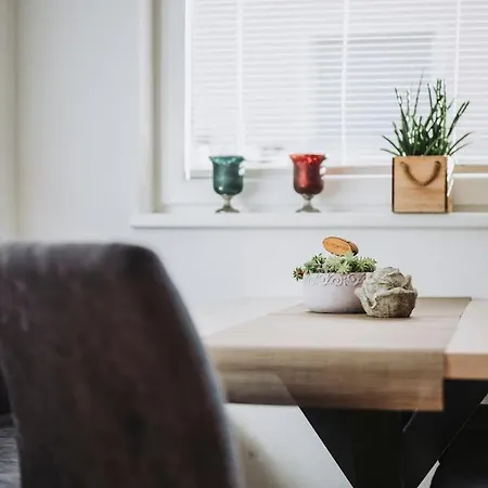 Stern Dagmar 아파트 *